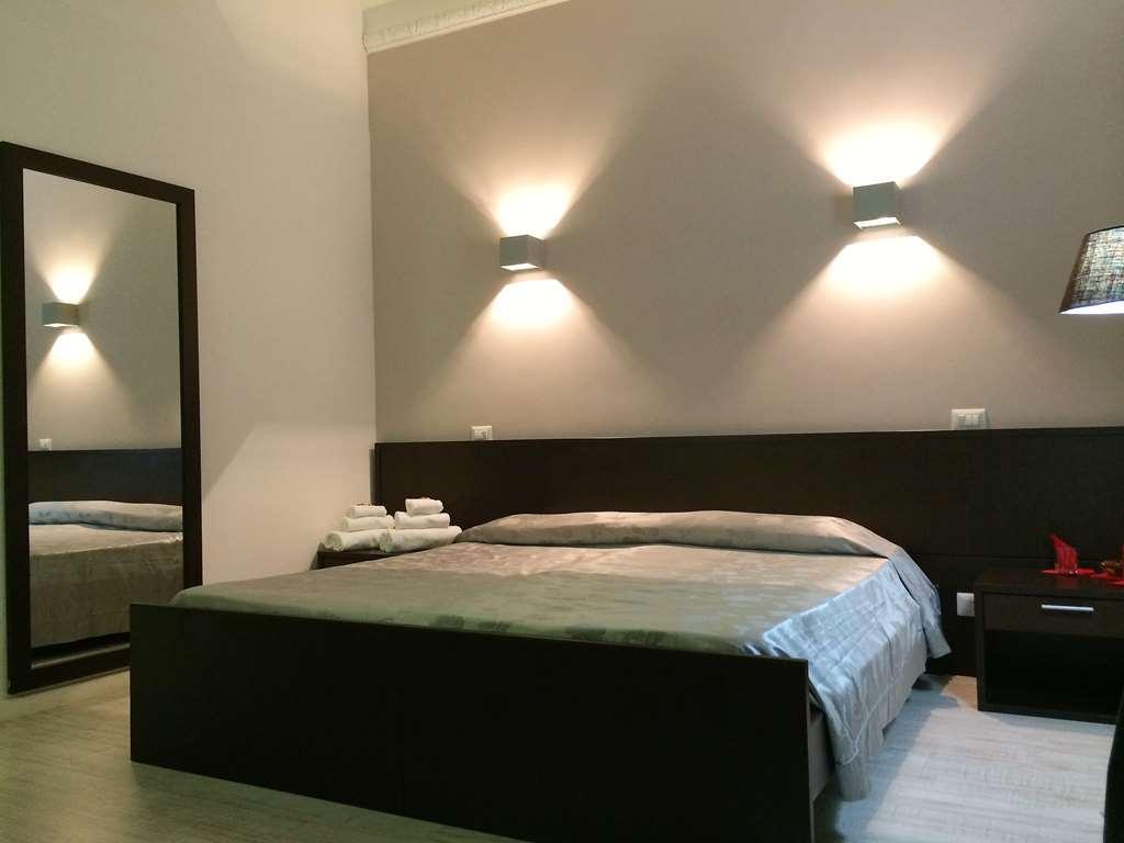 Chroma Italy - Chroma Tessera Kamer foto